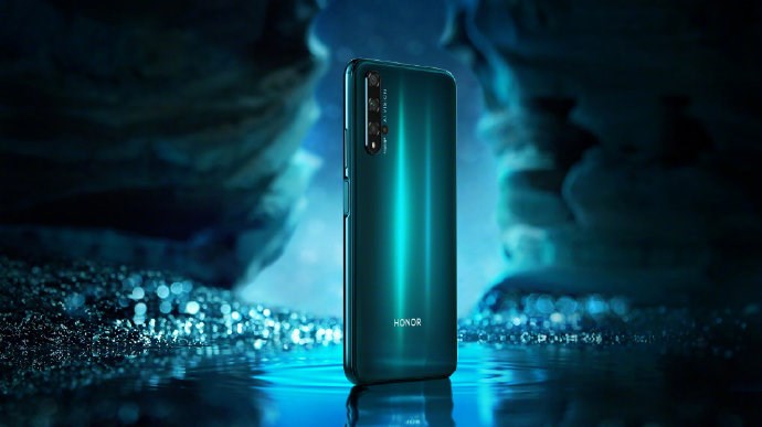 榮耀20藍水翡翠版今天上午10點08首銷：8GB+128GB賣2699元