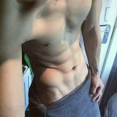 男生腹肌頭像帥氣撩人高清 2020男生腹肌頭像半身照不像網圖
