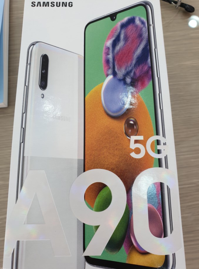 三星Galaxy A90 5G版包裝盒曝光：攝像頭參數(shù)或生變
