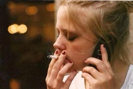 2020霸氣的女生圖片背影或側臉 穿過黑夜最清醒的夢