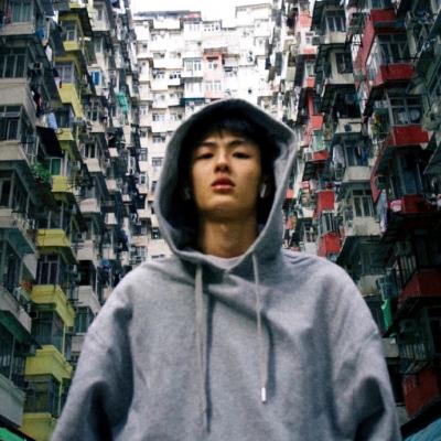 2020個性潮流情侶頭像一男一女高清圖片 過去的遺憾全因為懦弱