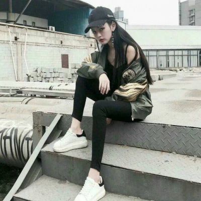 qq女生用的霸氣頭像戴帽子的 你不需要雞湯你需要巴掌