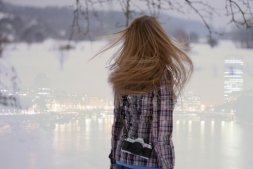 霸氣個性簽名女生冷淡虐心的 習慣了冷漠因為早已看透
