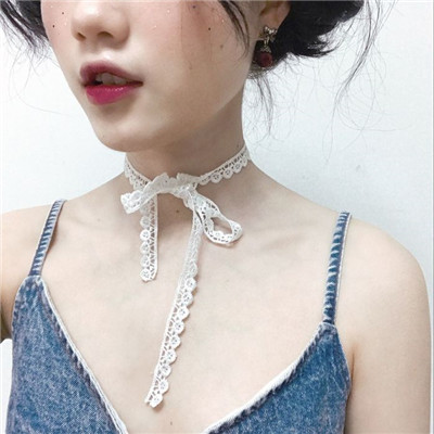 2020露肩性感鎖骨女生頭像 高清騷氣超拽有點(diǎn)污圖片