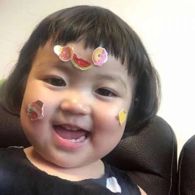 萌娃情頭合集可愛搞笑 不一樣的微信情侶頭像一男一女