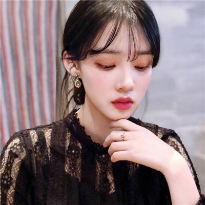 非主流2020女生超拽霸氣頭像 我明明在笑為什么眼睛濕了