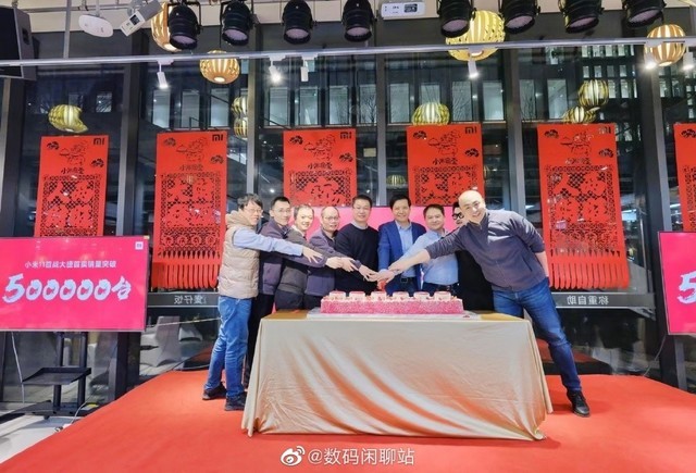 小米11首賣銷量破50萬臺 3999元的驍龍888真香