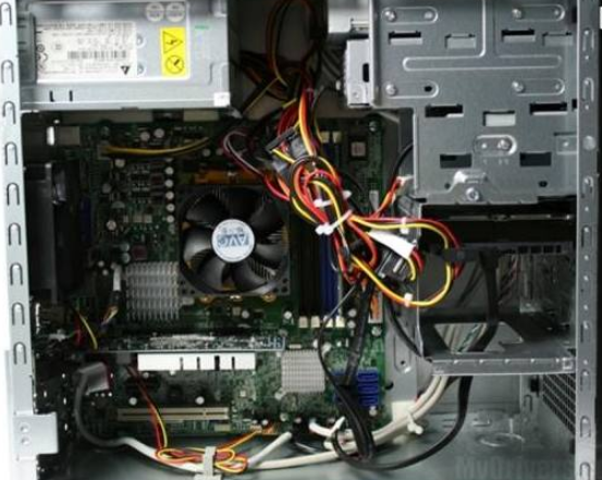 電腦顯示器不亮無信號是怎么回事？電腦顯示器不亮無信號怎么解決？