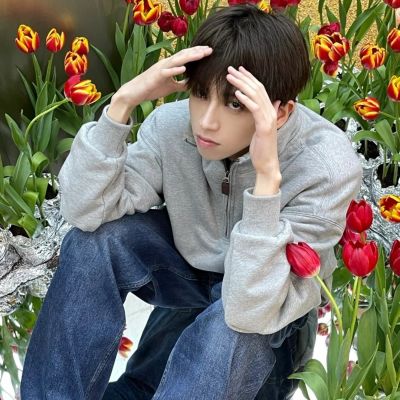 全新很好看的男生精致頭像最新版 每個冬天的句點都是春暖花開