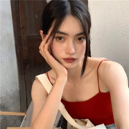高級朦朧美感好看的女生圖片 永遠(yuǎn)做一個三觀比五官正的女孩子