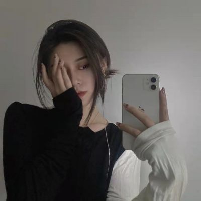 唯美又有點(diǎn)傷感的女生好看頭像 2022很有意境的喪系女頭合集