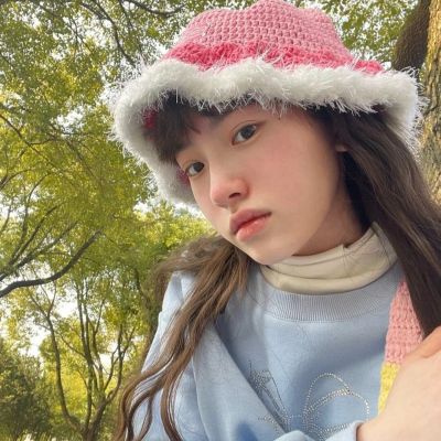 很高級的女生微信頭像2022最新 或許年輕和遺憾總綁在一起