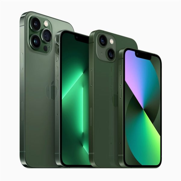 iPhone 13 Pro蒼嶺綠真機首曝！網友吐槽：比渲染圖好看多了